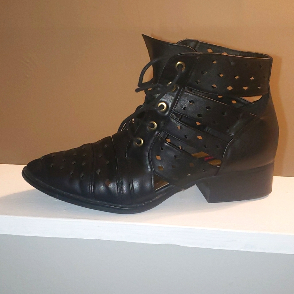 Booties with cutouts